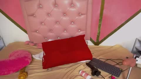 Baby online show from December 2025 08:49:02 PM