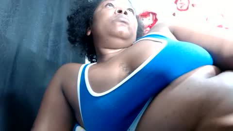 Snapshot of ebony_cristal1 chatting on June 2026 11:16:01 AM Cristal Ebony online show from June 2026 11:16:01 AM