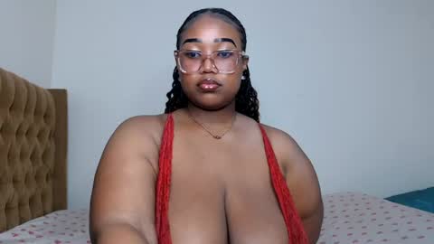 Snapshot of ebony_doll5 chatting on August 2026 05:21:02 AM ebony_doll5 online show from August 2026 05:21:02 AM