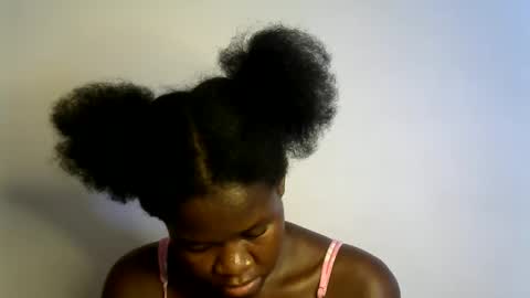 Snapshot of ebony_lynne chatting on May 2026 06:29:01 AM ebony_lynne online show from May 2026 06:29:01 AM