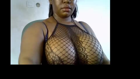 Snapshot of ebony_plumx12 chatting on May 2026 08:52:02 AM Prisy online show from May 2026 08:52:02 AM