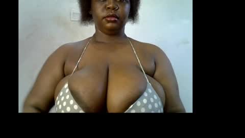 Snapshot of ebony_plumx12 chatting on May 2026 07:13:01 AM Prisy online show from May 2026 07:13:01 AM