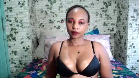 Snapshot of ebony_seduction00 chatting on June 2026 06:13:02 AM ebony_seduction00 online show from June 2026 06:13:02 AM