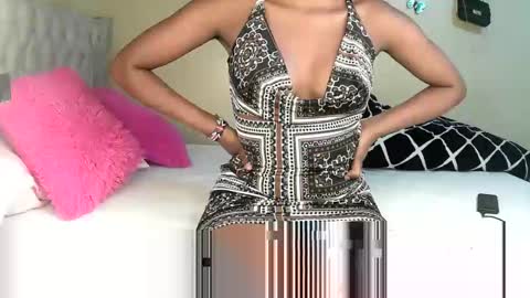 ebony_toto online show from November 2025 07:05:02 PM