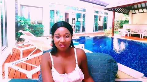 Snapshot of ebonyblisss chatting on February 2025 07:02:01 PM Tamia online show from February 2025 07:02:01 PM