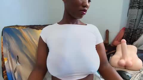Ebony Melanie online show from February 2026 11:28:02 AM