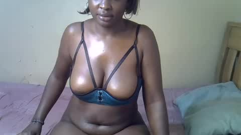 Snapshot of ebonyfatale chatting on June 2026 10:41:02 PM ebonyfatale online show from June 2026 10:41:02 PM