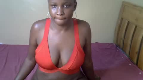 Snapshot of ebonyfatale chatting on July 2026 12:19:01 AM ebonyfatale online show from July 2026 12:19:01 AM