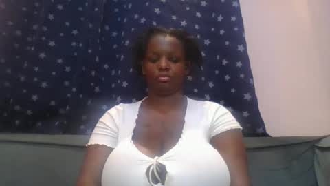 Snapshot of ebonymayahh chatting on May 2026 07:35:02 AM ebonymayahh online show from May 2026 07:35:02 AM