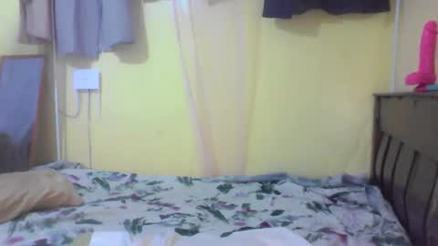 Ebonymuse2 online show from April 2026 01:38:01 PM