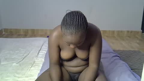 Snapshot of ebonyrapunzelle chatting on June 2026 12:46:02 PM ebonyrapunzelle online show from June 2026 12:46:02 PM