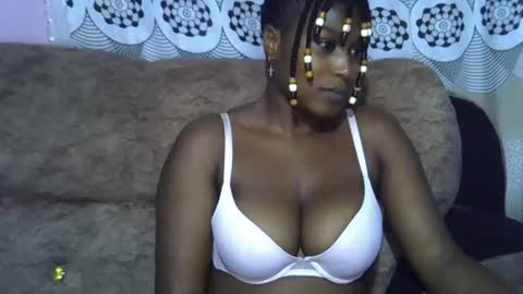 Snapshot of ebonysk chatting on April 2026 09:28:01 PM pretty online show from April 2026 09:28:01 PM