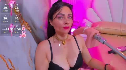 Snapshot of eby_muriel chatting on May 2026 06:21:01 AM Eby online show from May 2026 06:21:01 AM
