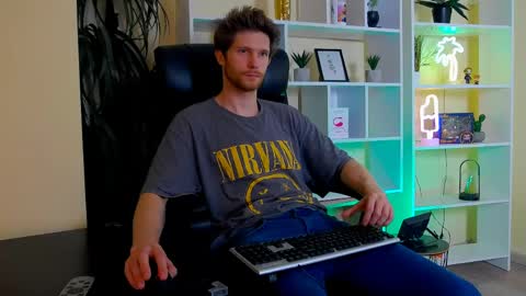 eddie_baker online show from May 2026 10:28:01 PM