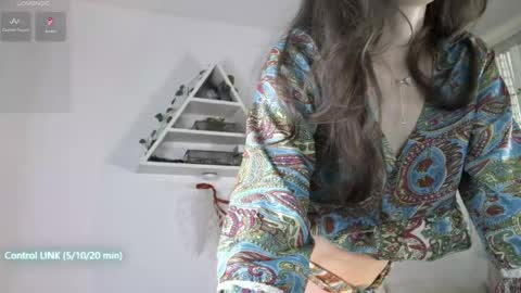 Snapshot of eden_heaven chatting on June 2026 03:43:02 AM Eden Heaven online show from June 2026 03:43:02 AM