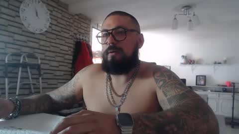 edgarram83 online show from November 2025 05:55:02 PM