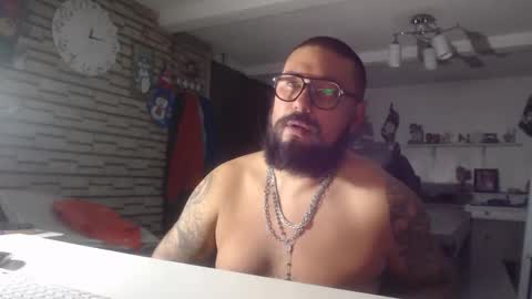 edgarram83 online show from November 2025 06:13:01 AM