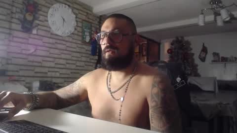 edgarram83 online show from January 2026 06:06:02 AM