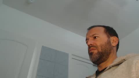 Snapshot of edge_masters chatting on December 2024 06:57:02 PM EdgeM online show from December 2024 06:57:02 PM