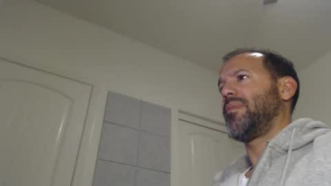 Snapshot of edge_masters chatting on December 2024 03:47:02 AM EdgeM online show from December 2024 03:47:02 AM