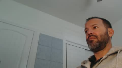 Snapshot of edge_masters chatting on December 2024 06:35:01 PM EdgeM online show from December 2024 06:35:01 PM