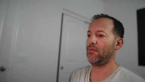 Snapshot of edge_masters chatting on October 2025 02:35:02 PM EdgeM online show from October 2025 02:35:02 PM