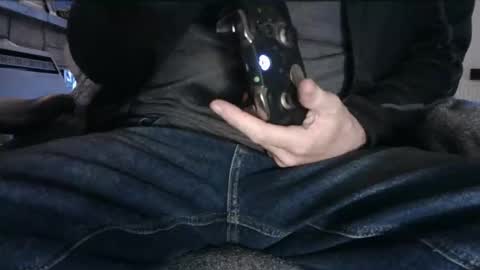 Snapshot of edged_biker chatting on May 2026 07:07:02 PM edged biker online show from May 2026 07:07:02 PM