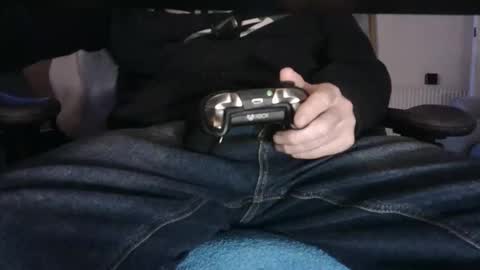 Snapshot of edged_biker chatting on May 2026 08:38:01 PM edged biker online show from May 2026 08:38:01 PM