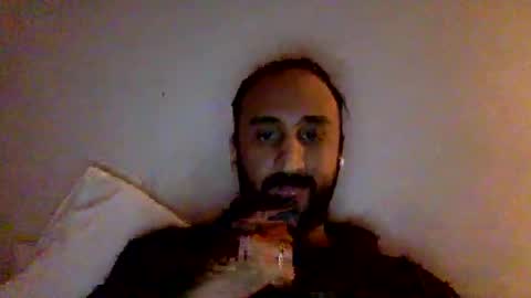 Snapshot of edgeuk1 chatting on November 2025 10:43:02 PM edgeuk1 online show from November 2025 10:43:02 PM