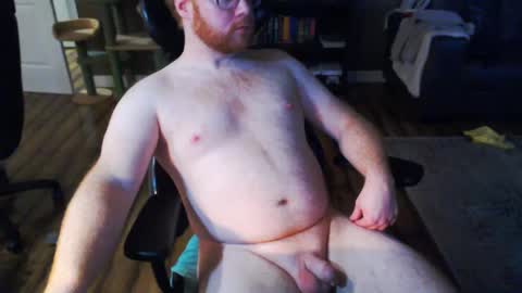 Snapshot of edgingwithmike chatting on January 2025 03:18:01 AM edgingwithmike online show from January 2025 03:18:01 AM