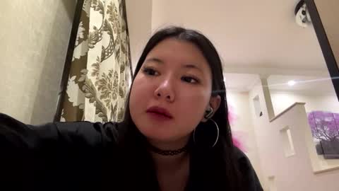 Snapshot of edinabluett chatting on February 2026 06:48:01 PM Eri online show from February 2026 06:48:01 PM