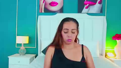 EDNA COPPER online show from September 2025 01:17:02 AM