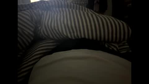 Snapshot of edo876 chatting on September 2025 08:23:01 PM edo876 online show from September 2025 08:23:01 PM