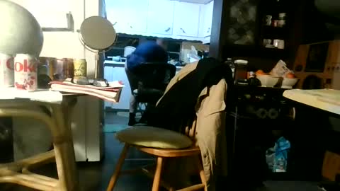 Eddie online show from February 2025 04:35:02 AM