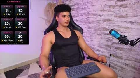 EDWARD CLARCK online show from October 2025 05:20:02 AM