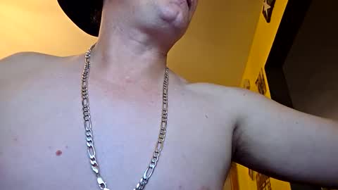 edwardaims_2please online show from October 2025 02:12:01 AM