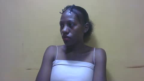 Snapshot of edwige770943 chatting on April 2026 08:02:02 AM edwige770943 online show from April 2026 08:02:02 AM