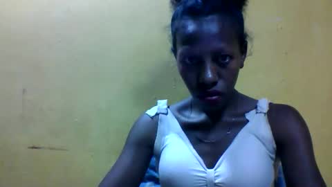 Snapshot of edwige770943 chatting on April 2026 02:15:02 AM edwige770943 online show from April 2026 02:15:02 AM