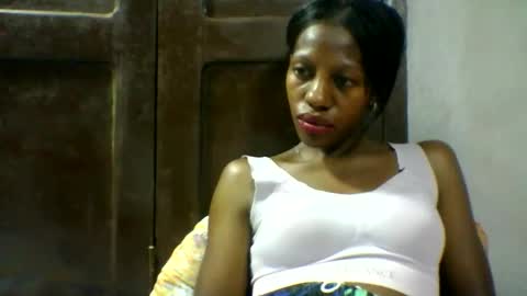Snapshot of edwige770943 chatting on April 2026 05:41:02 PM edwige770943 online show from April 2026 05:41:02 PM