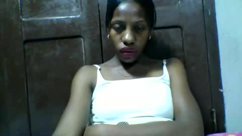 Snapshot of edwige770943 chatting on May 2026 04:06:02 AM edwige770943 online show from May 2026 04:06:02 AM