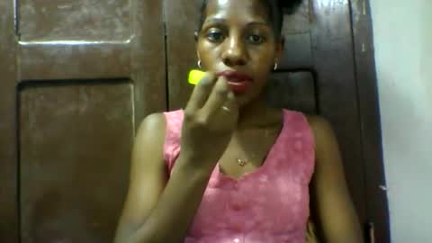Snapshot of edwige770943 chatting on May 2026 08:33:01 AM edwige770943 online show from May 2026 08:33:01 AM