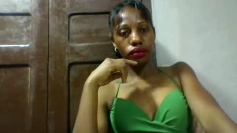 Snapshot of edwige770943 chatting on May 2026 04:18:02 AM edwige770943 online show from May 2026 04:18:02 AM