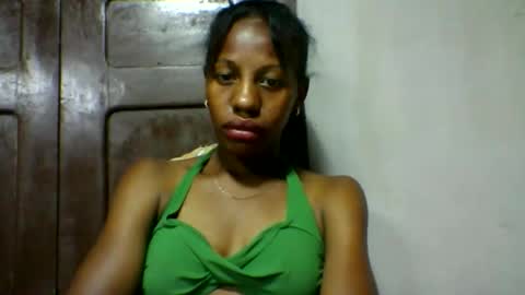 Snapshot of edwige770943 chatting on May 2026 06:41:01 AM edwige770943 online show from May 2026 06:41:01 AM
