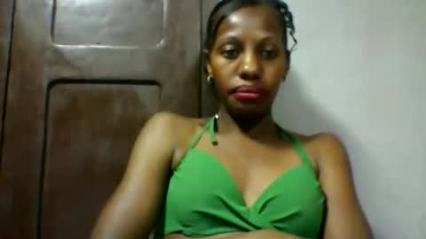 Snapshot of edwige770943 chatting on May 2026 06:21:03 AM edwige770943 online show from May 2026 06:21:03 AM