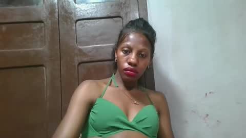 Snapshot of edwige770943 chatting on May 2026 06:14:02 PM edwige770943 online show from May 2026 06:14:02 PM