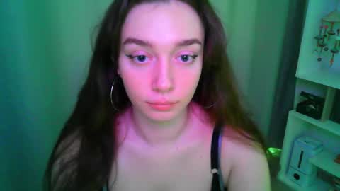 Snapshot of effie_balconii chatting on October 2025 11:24:01 AM effie_balconii online show from October 2025 11:24:01 AM
