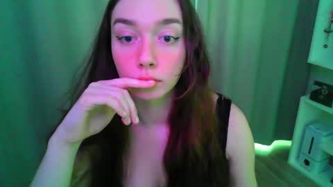 effie_balconii online show from March 2026 11:37:02 AM