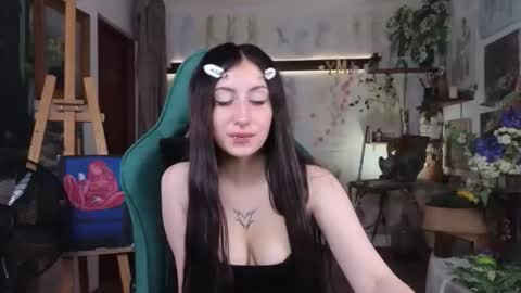 effiemeowley online show from June 2026 07:13:01 AM