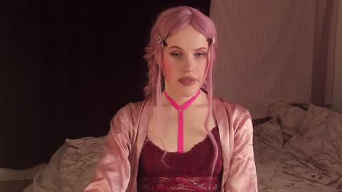 Effie Mur online show from December 2024 06:20:02 PM