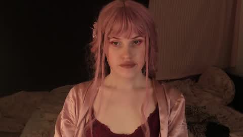 Effie Mur online show from December 2024 07:42:02 PM